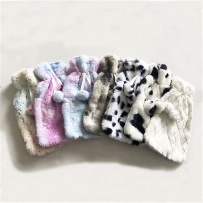 Plyšové obaly na lahve s horkou vodou